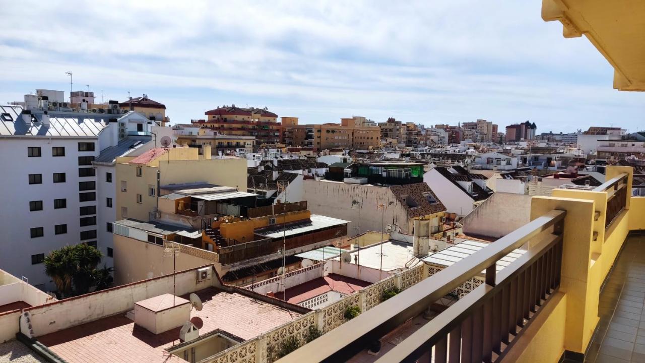 En El Centro Y Al Lado De La Playa Apartman Fuengirola Kültér fotó